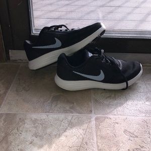 Black and White Nike’s